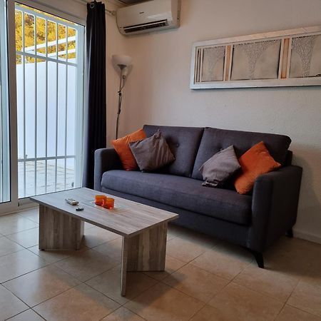 Immaculate 1-Bed Apartment Denia Exterior foto
