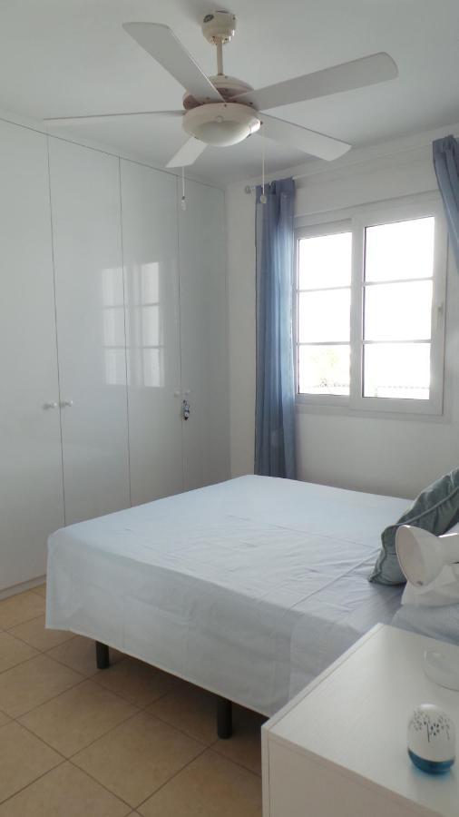 Immaculate 1-Bed Apartment Denia Exterior foto